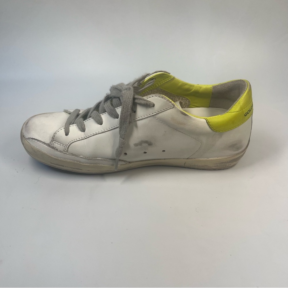 GOLDEN GOOSE Superstar Distressed Leather Sneaker white/lime green - Picture 8 of 16